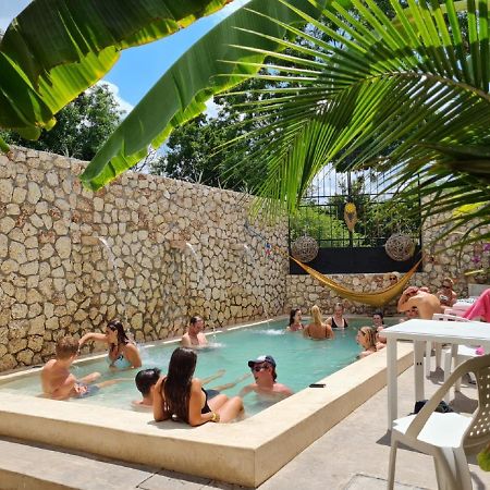 Valladolid 48 Hotel & Hostal Екстериор снимка